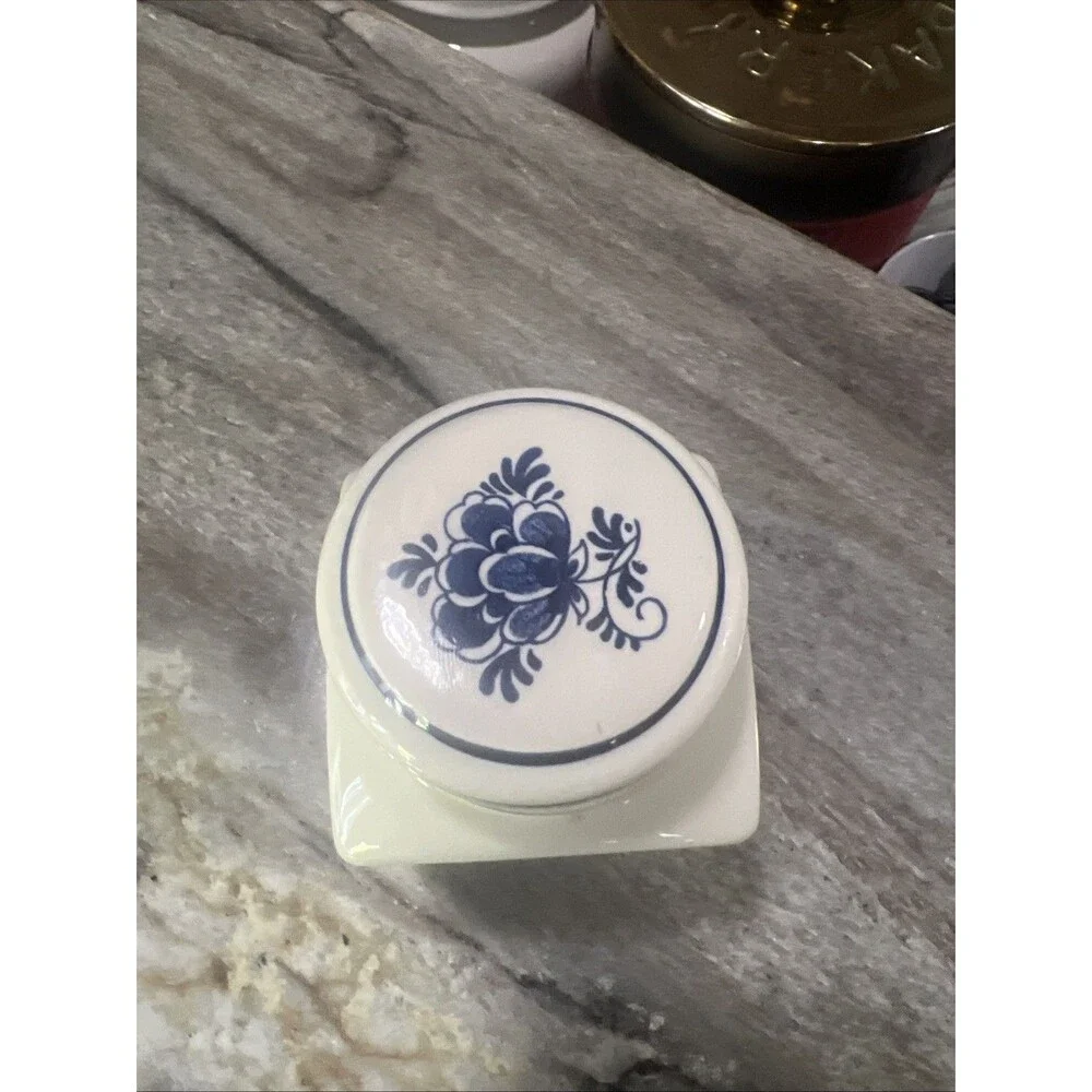 Nice Vintage Delft Spice Jar With Acorn Makers Mark